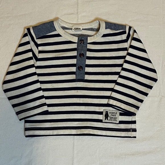 12m-18m   1hoodie  1jean  4 long t-shirts. - Picture 11 of 11